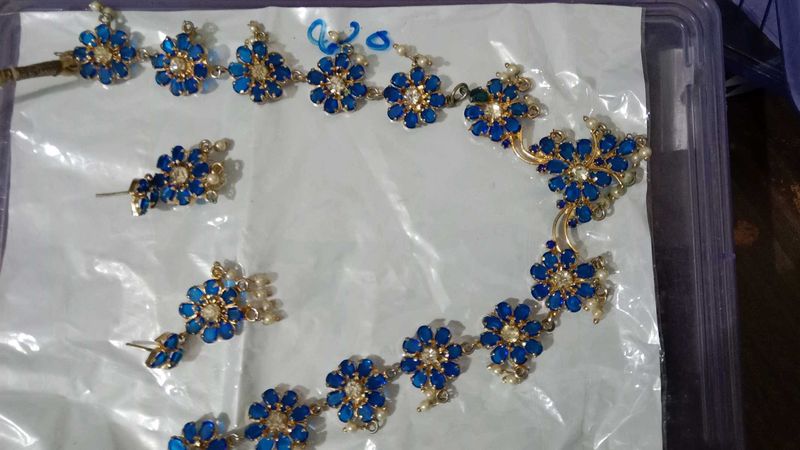 Elegant Blue Floral Jewelry Set