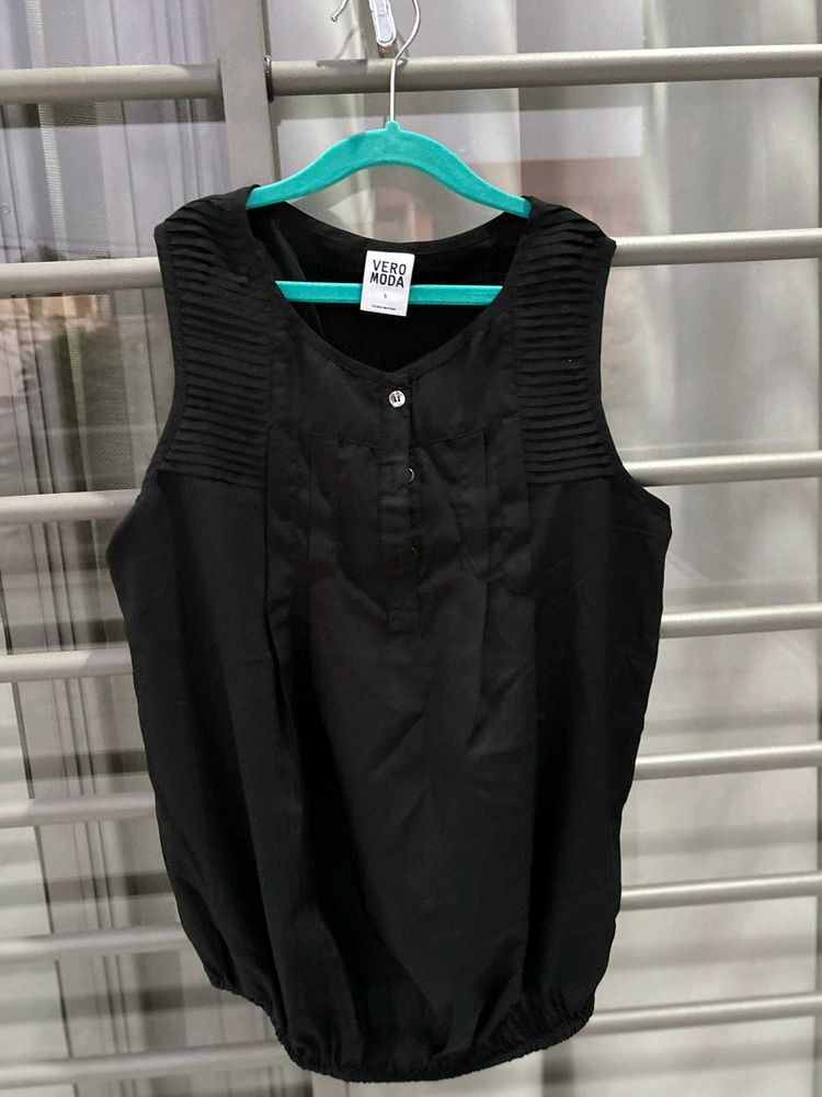 Vero Moda Black Sleeveless Top