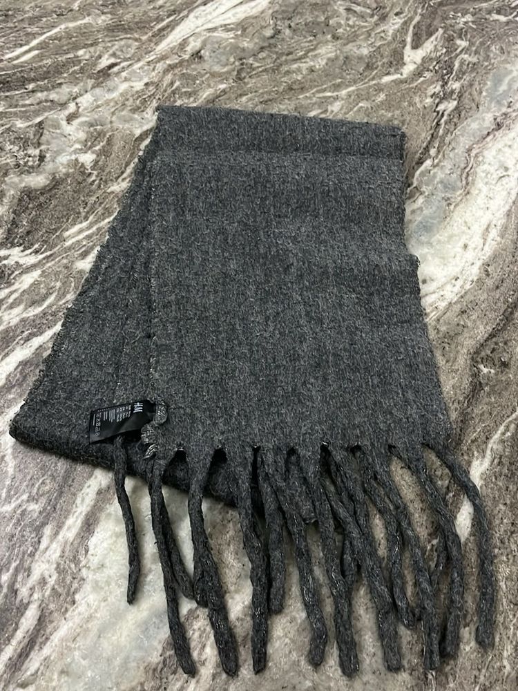h&amp;m scarf