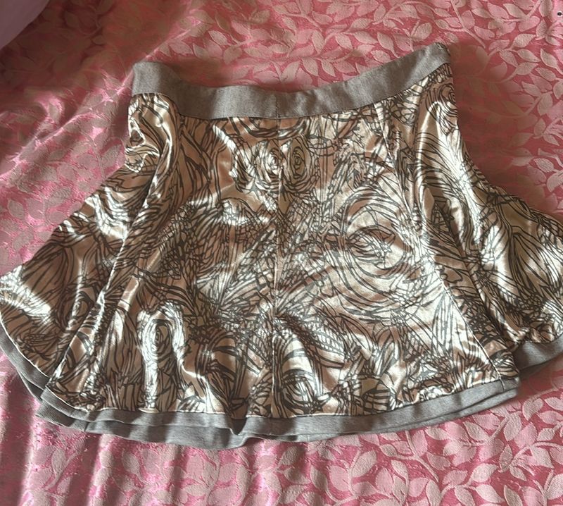 High-Quality Trendy skirt