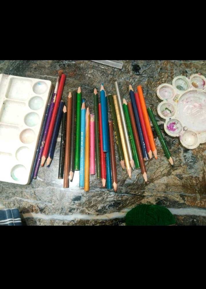 Colored Pencils &amp; Art Supplies
