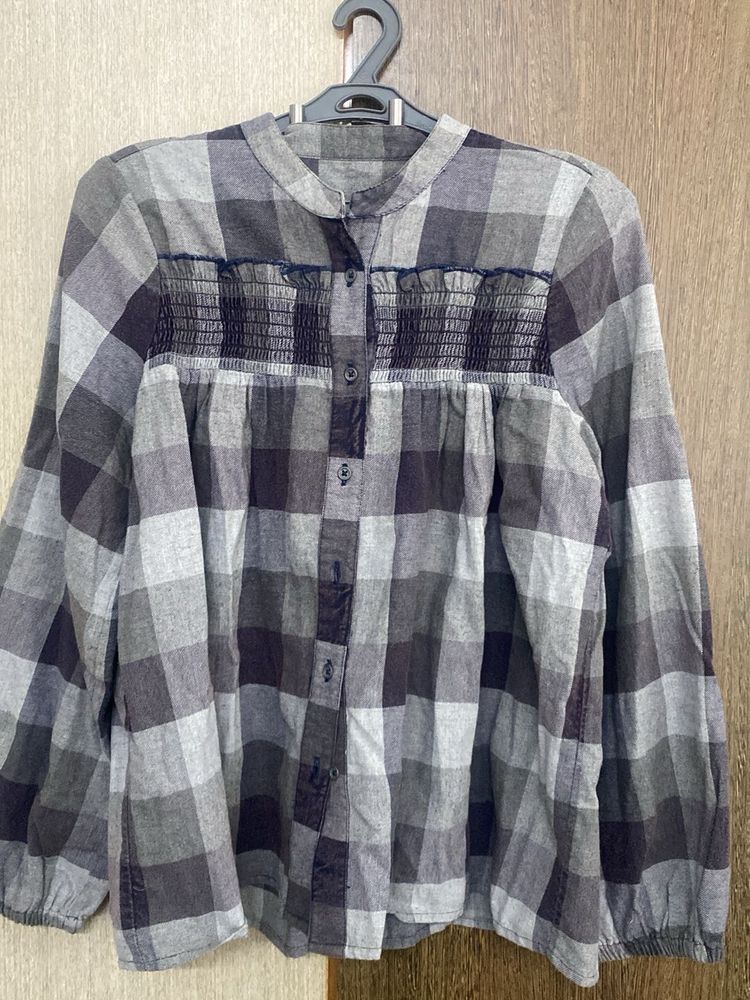 Checked Smocked Button-Up Top 38 size