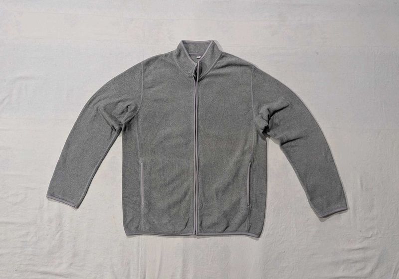 Uniqlo Men's Grey Fleece Jacket