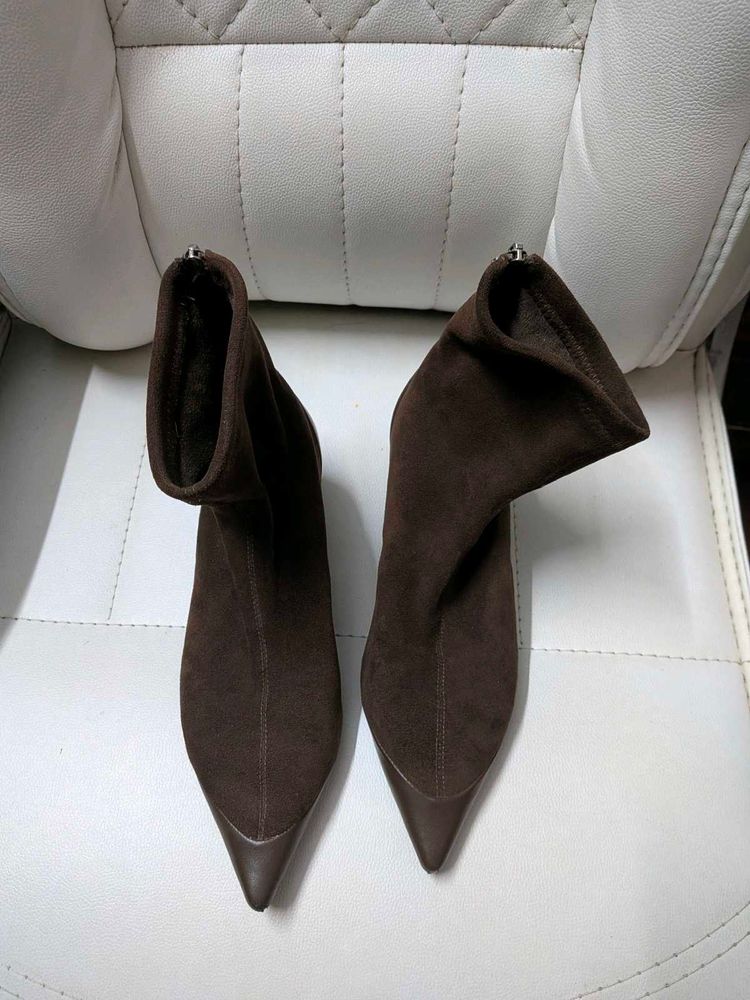 Chic Pointed toe Brown Ankle Boots