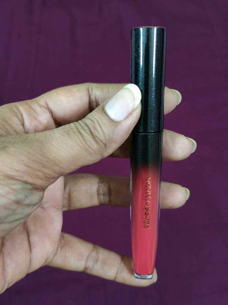 Facescanada liquid lipstick (Achiever red 09)