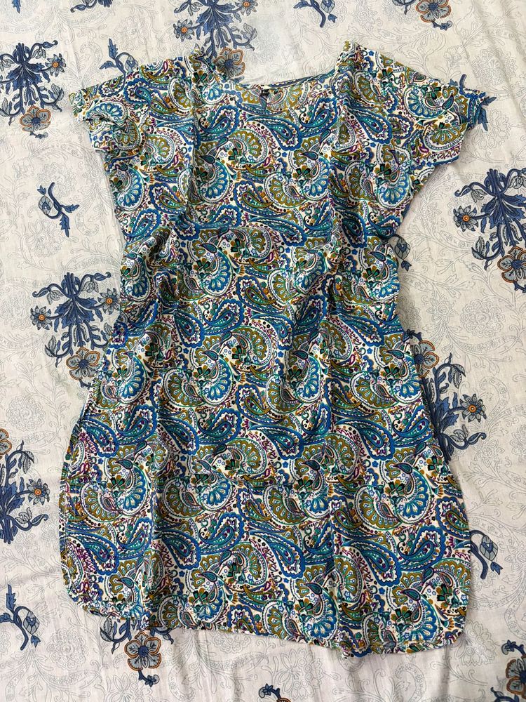 Paisley Print kurti