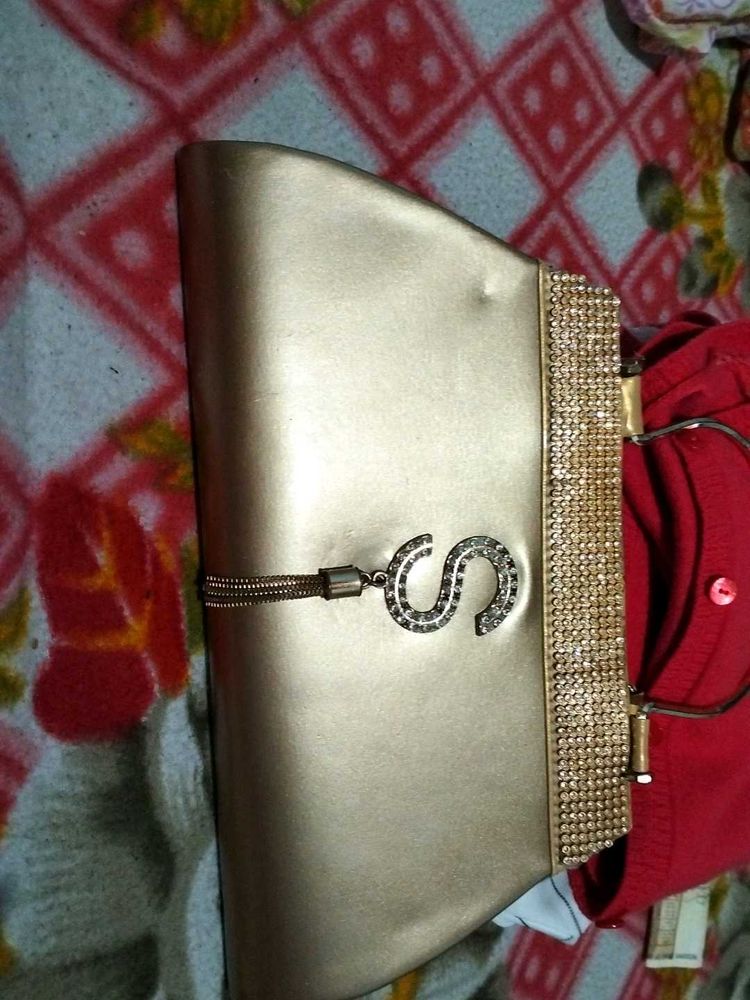 Golden Colour New Clutch