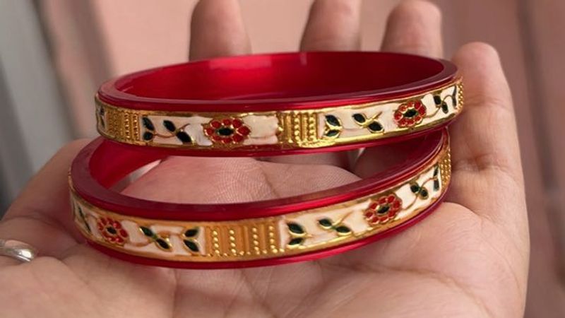 Beautiful Red &amp; Gold Bangles