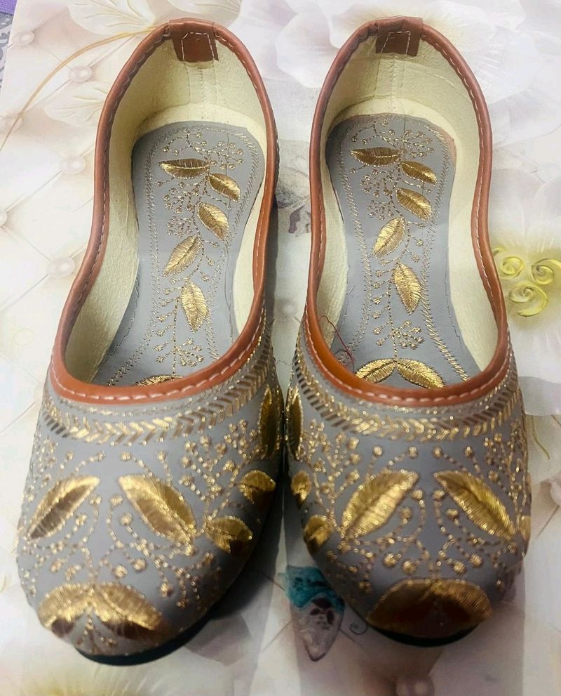 New Womane Juti Size 4/37