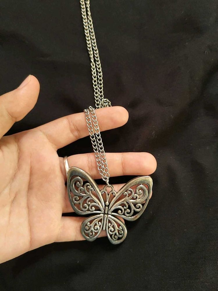 Elegant Butterfly Pendant Necklace