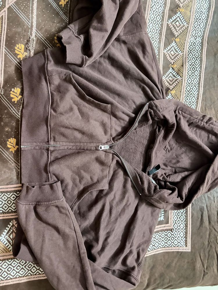 H&amp;M semi cropped Brown Zip-Up Hoodie