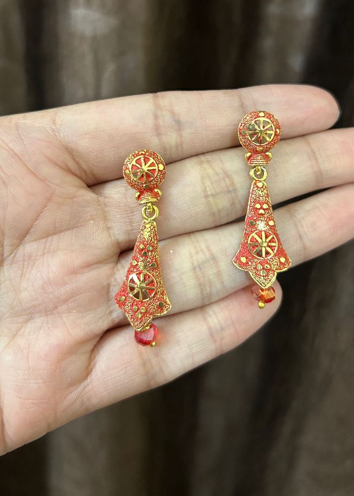 Stunning Red &amp; Gold Dangle Earrings