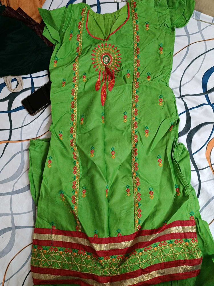 Beautiful Green DRESS