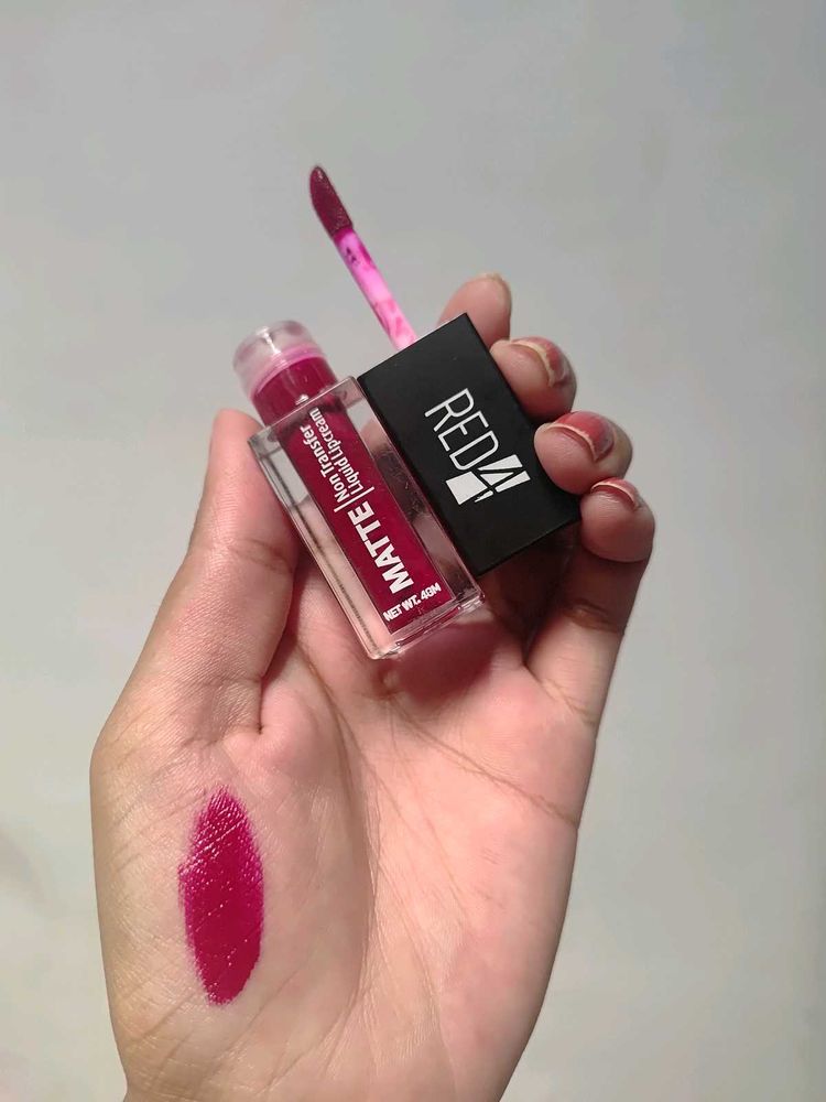 RED4 Matte Non Transfer Liquid Lipstick