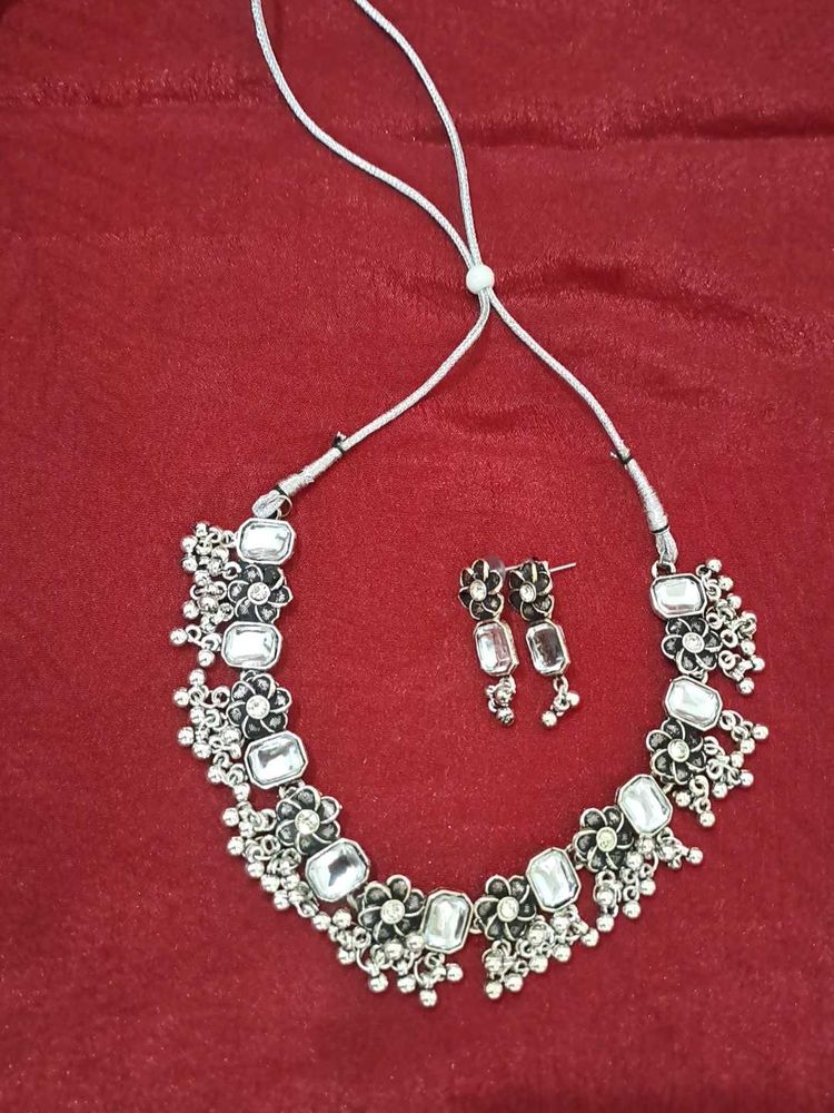 Silver Oxidized Necklace and Earring Set