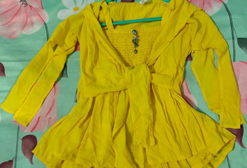 Yellow Floral Waist Detail Top (3/4 Sleeves)