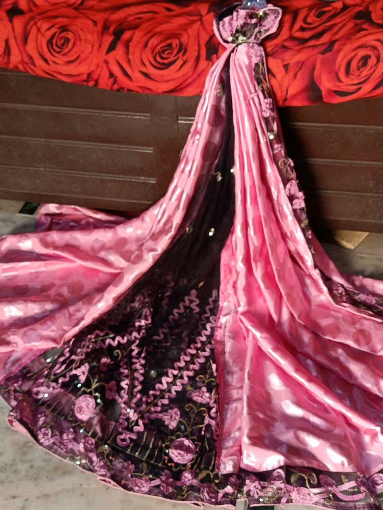 Pink &amp; Black Embellished Lehenga Choli