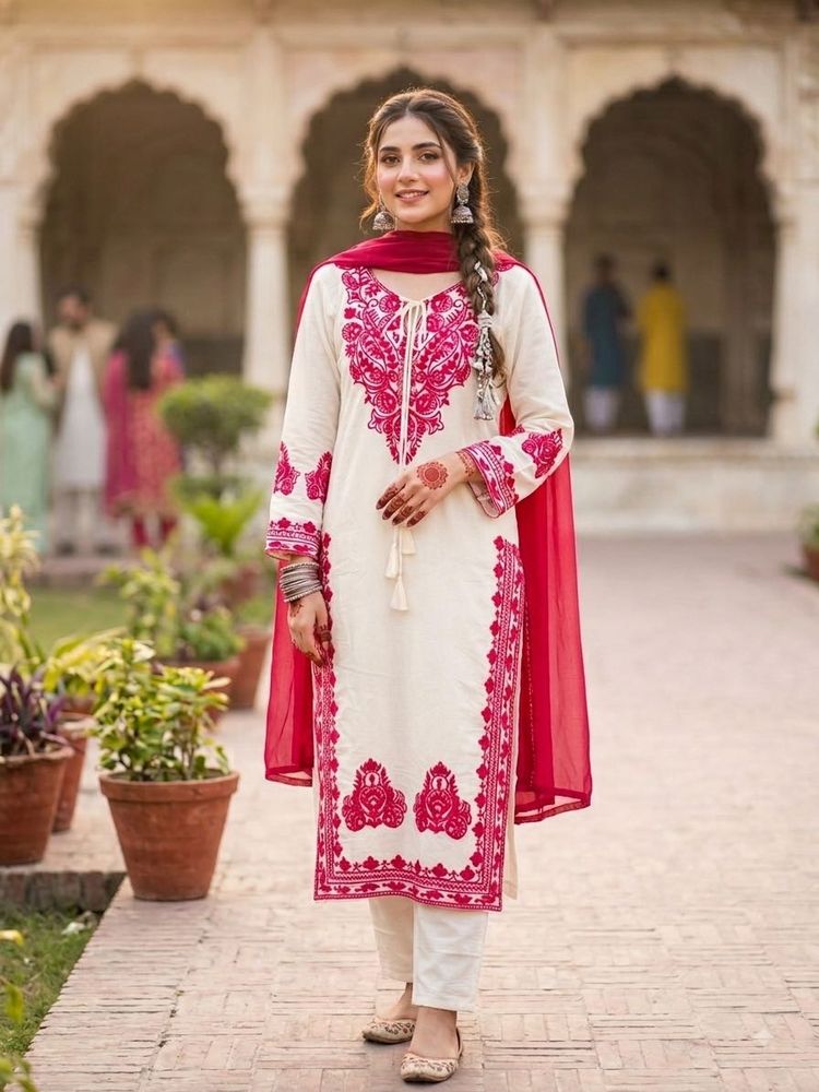 Cream &amp; Red Embroidered Kurta Set