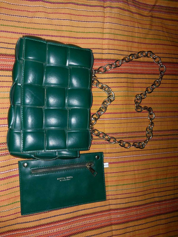 Bottega Veneta Slingbag
