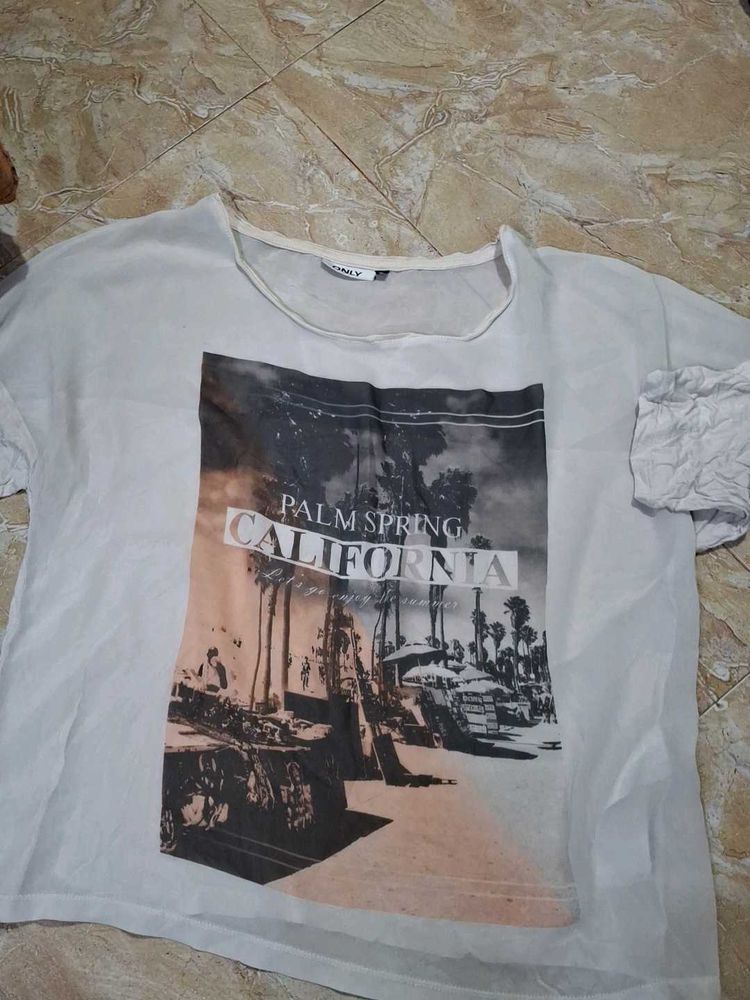 White "California" Graphic T-Shirt