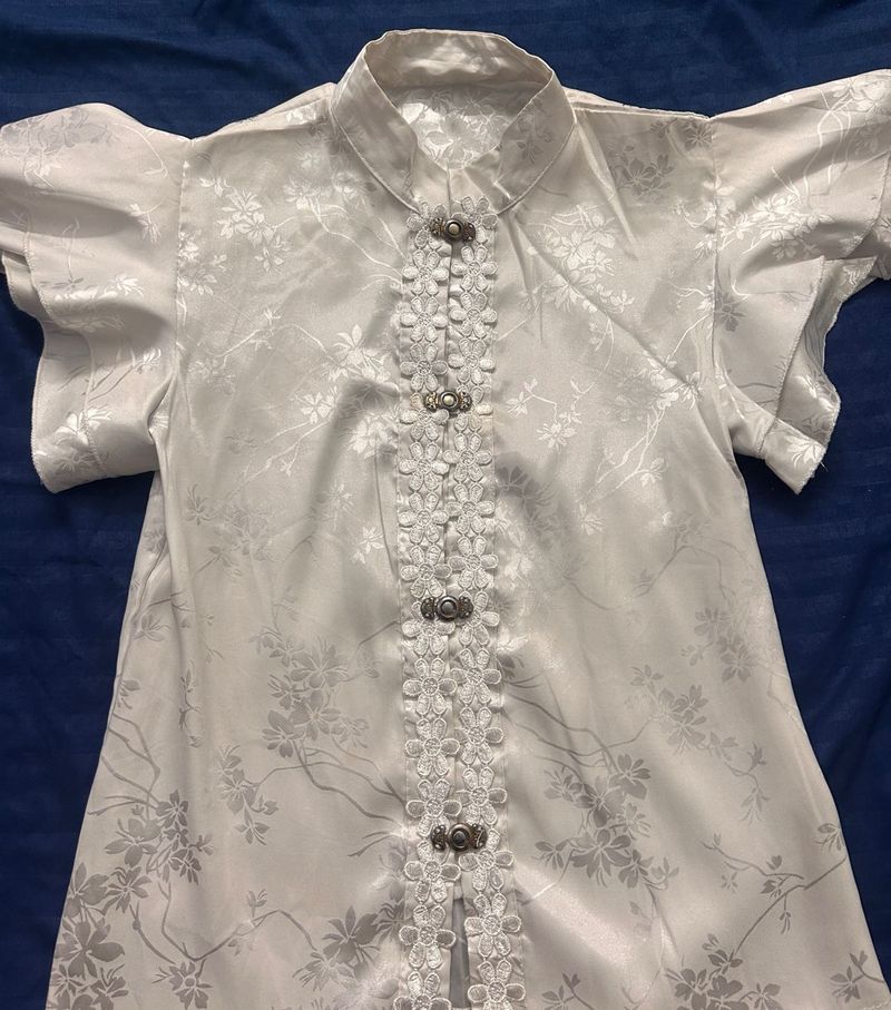 Elegant White chinese top