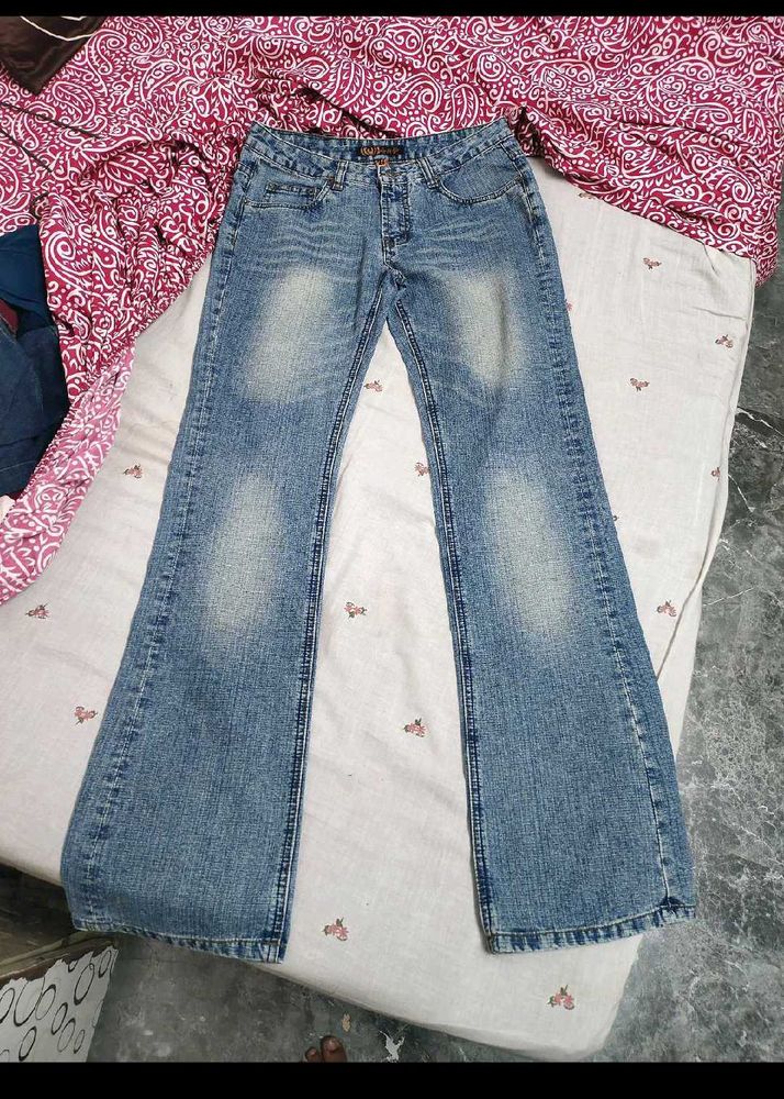 Women's Light Wash Flared Jeans