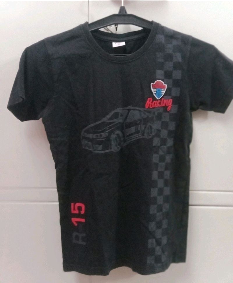Boy's T-shirt 😍