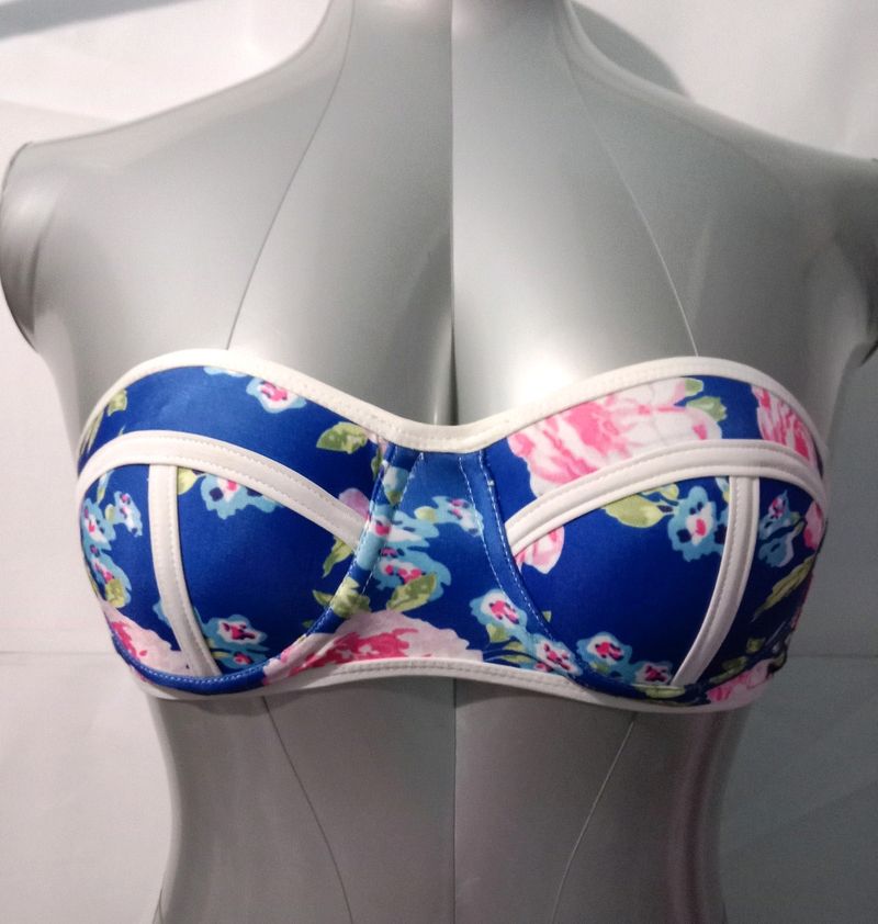 (700)Floral Bandeau Bikini Top