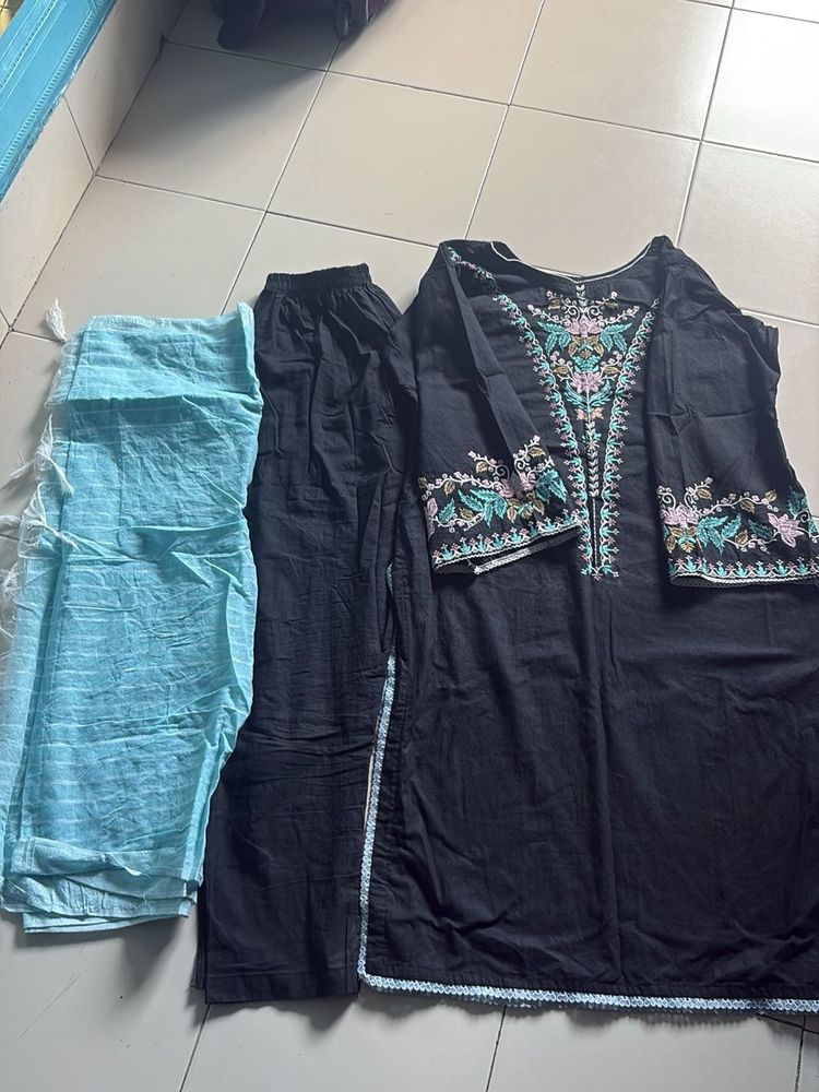 Embroidered Black Kurta Set with Pant &amp; Dupatta