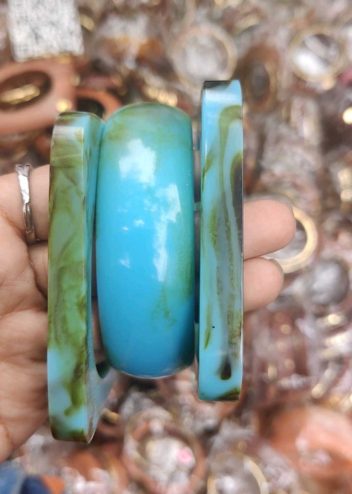 Chic Blue &amp; Green Swirl Bangles