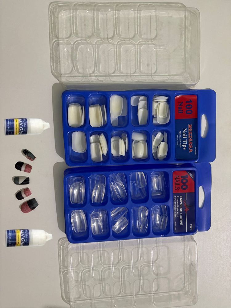 Set of 200+ 5 press on Nail Tips with Glue