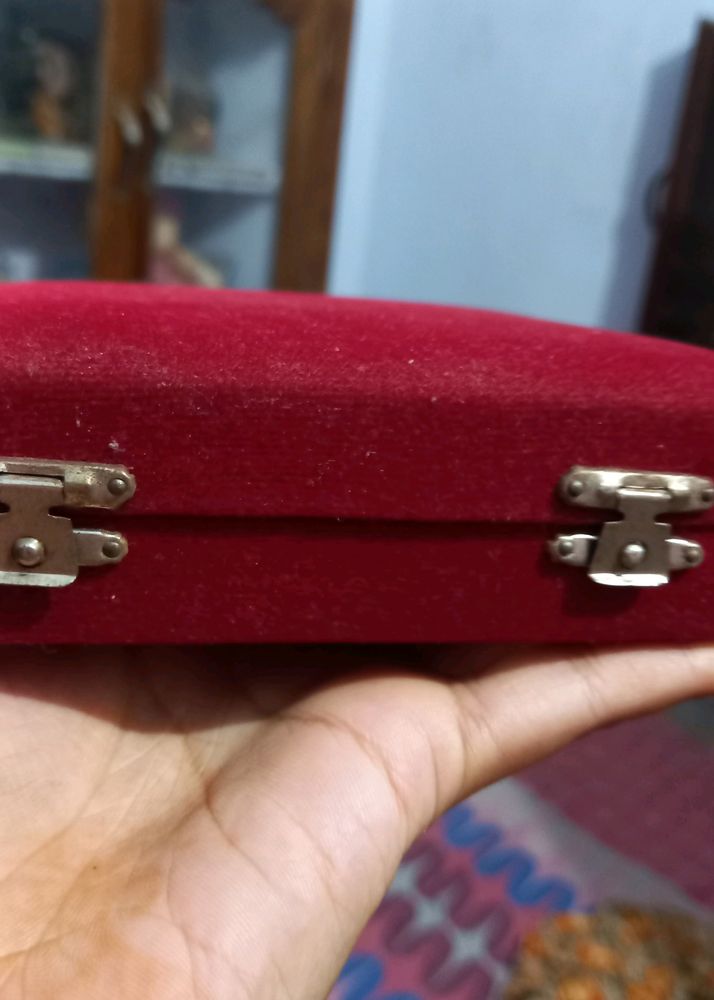 Jewellary