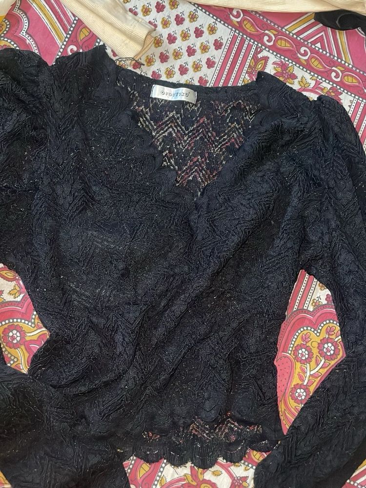 Chic Black Lace Puff Sleeve Top