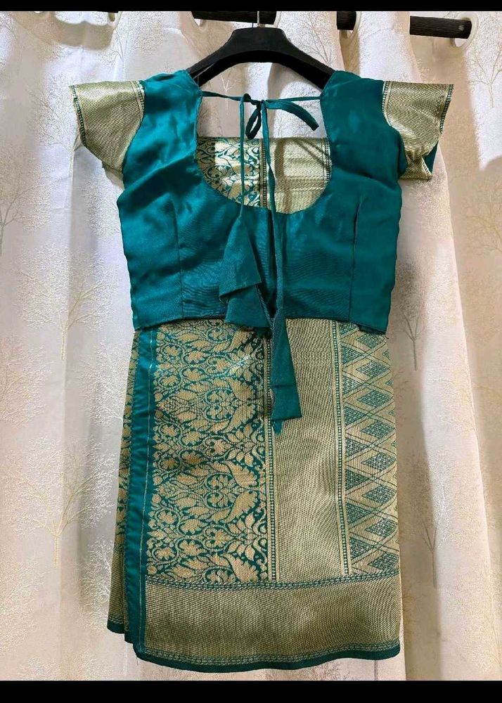Beautiful Teal &amp; Gold Saree