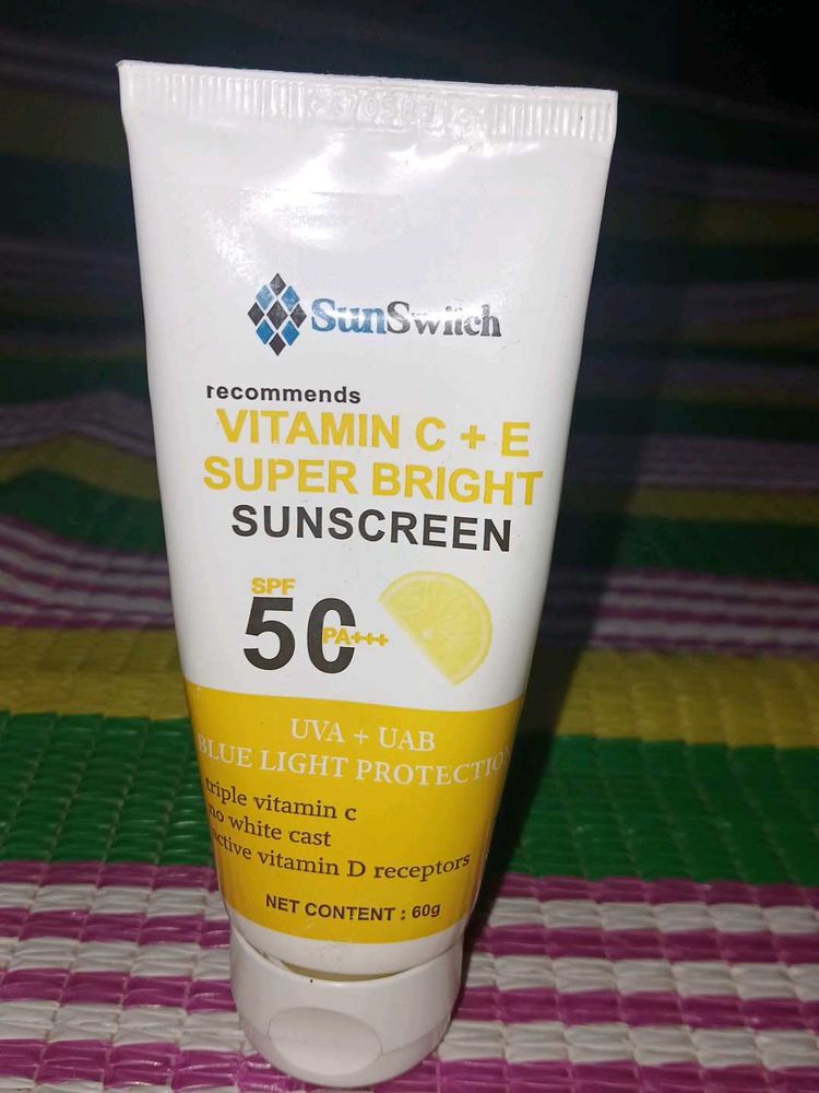 Vitamin C+E Super Bright Sunscreen