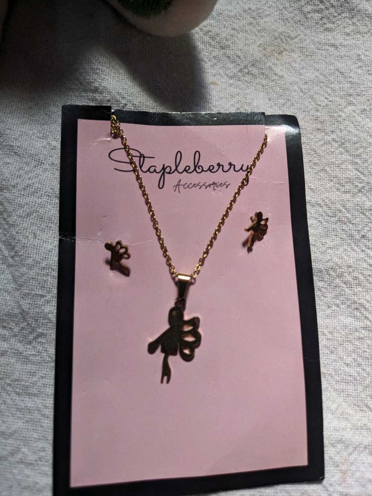 New Pendant With Studs