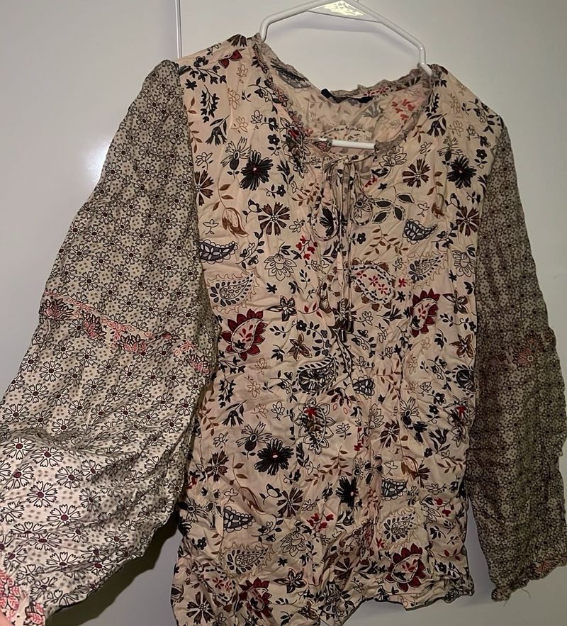 Bohemian Floral Print top