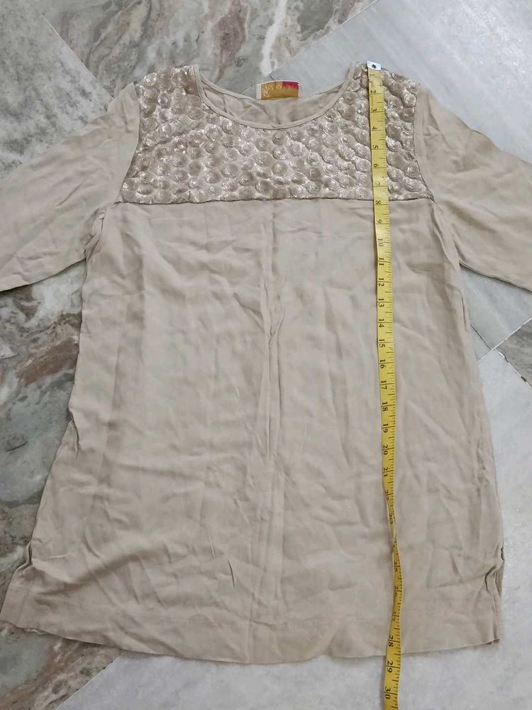 Elegant Sequin Embellished Kurta