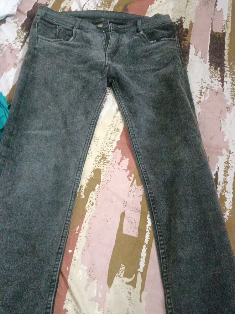 Stylish Grey Washed Jeans