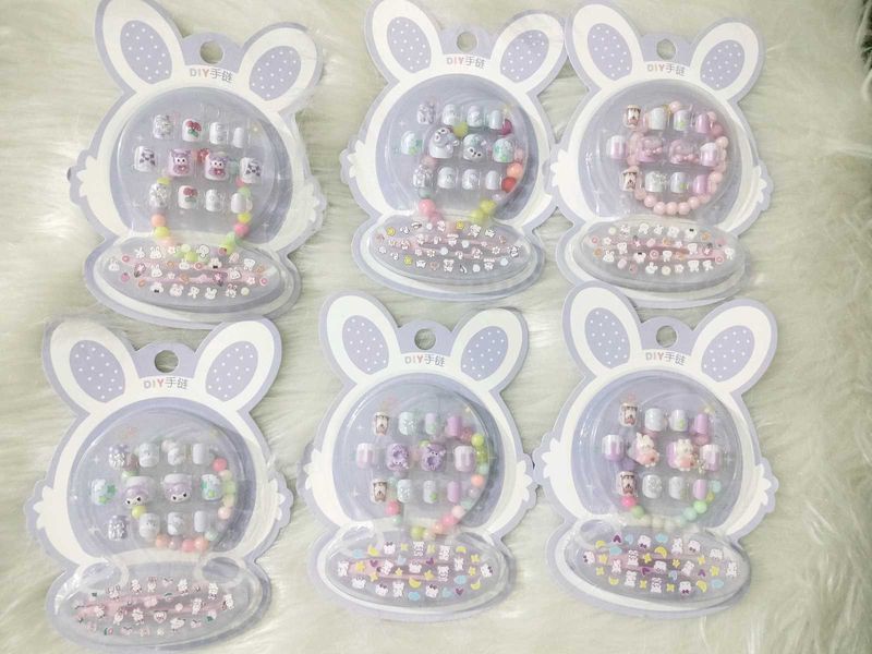 Any 2 Cute Press-On Nails &amp; Bracelet Set