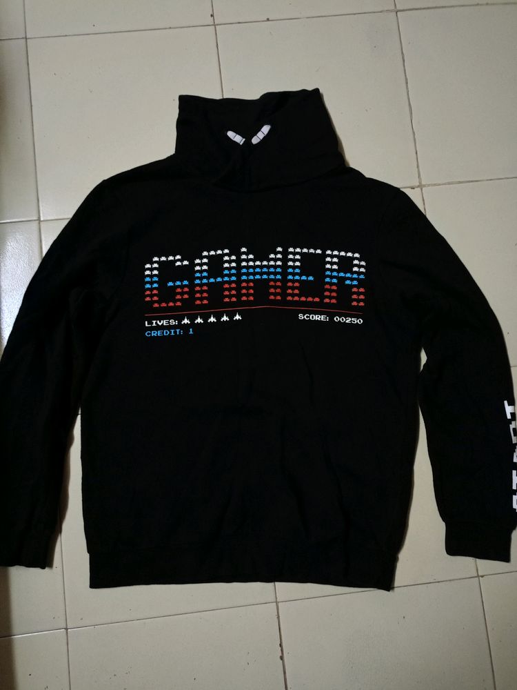 H&amp;M Gamer Sweatshirt
