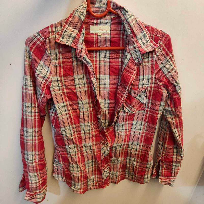 Pink Plaid Button-Up Shirt