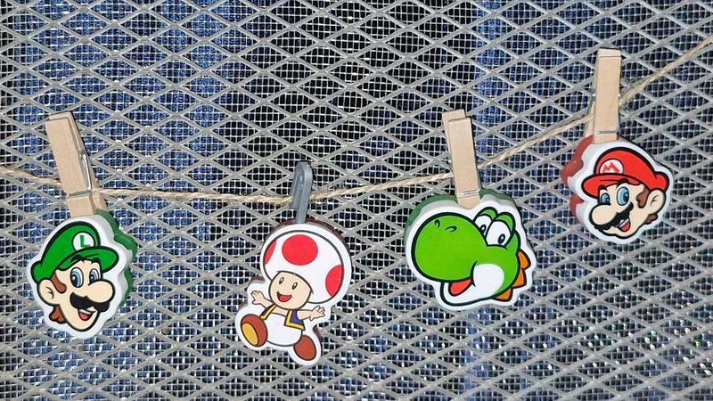 Super Mario Kinder joy collectables