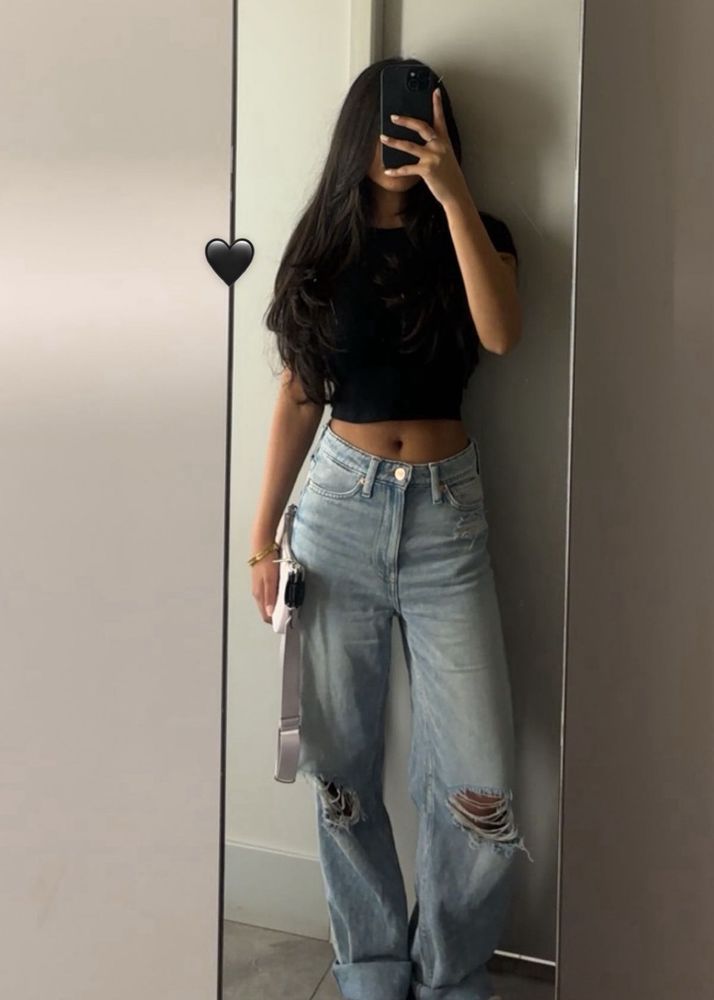 Black Ribbed Cropped T-Shirt