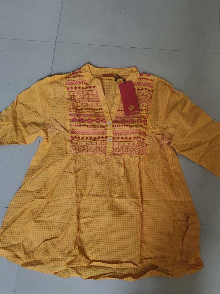 Vishudh V neck short kurti new with tag