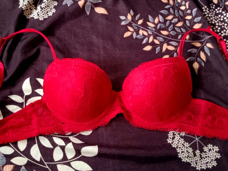 Red Lace Pushup  Bra