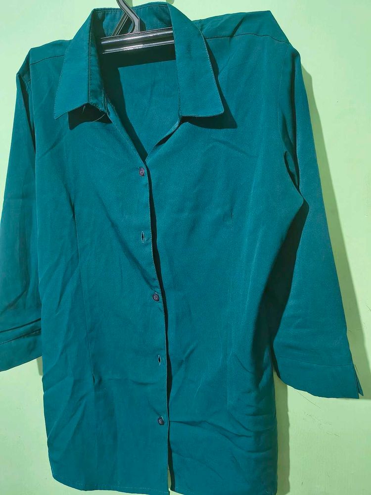 Stylish Teal Collared Button-Up Shirt