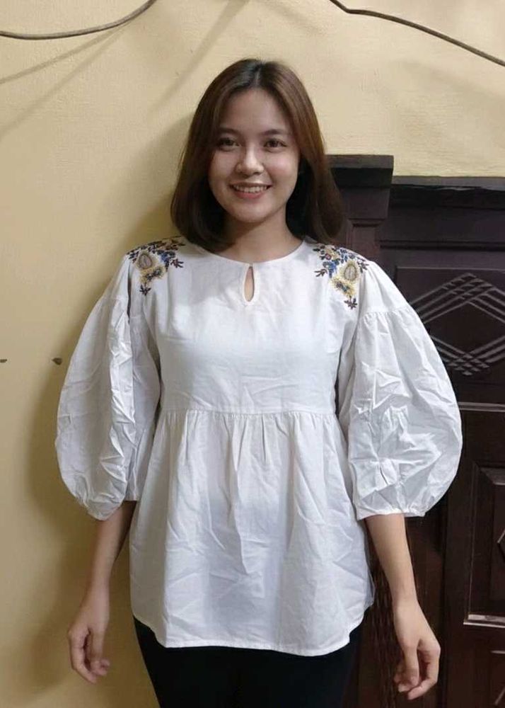 White Embroidered Balloon Sleeve Top