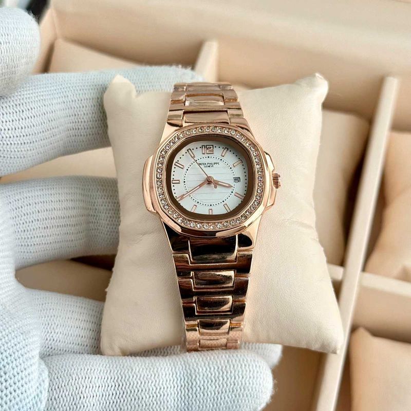 _PATEK PHILIPPE WATCH_Nautilus Model For Ladies