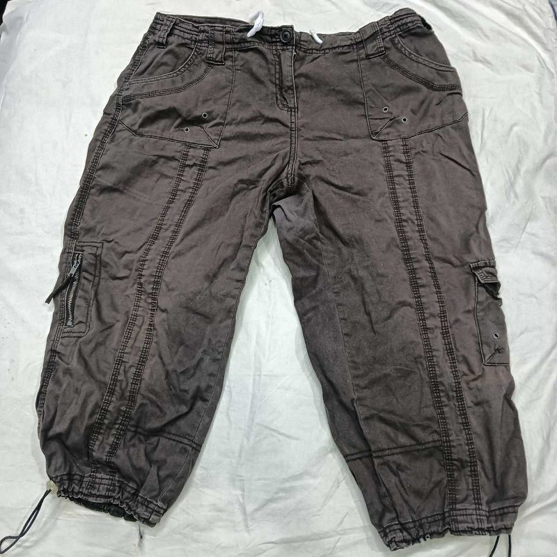 Stylish Cargo 👗Capri Pants